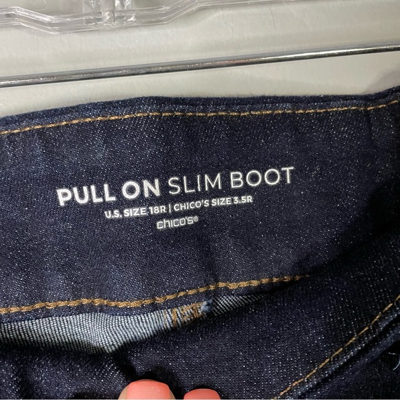 Chico’s Pull On Slim Boot Dark Wash Bootcut Jeans Size 18R Preppy Casual - Picture 4 of 8